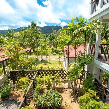 P146A13 - Eden Island Self Catering Apartment Self Check In エクステリア 写真