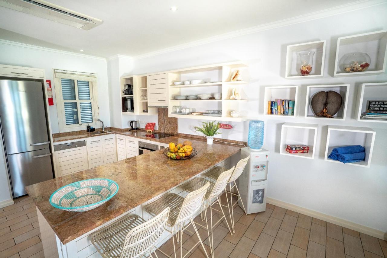 P146A13 - Eden Island Self Catering Apartment Self Check In エクステリア 写真