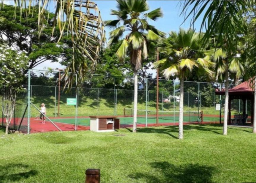 P146A13 - Eden Island Self Catering Apartment Self Check In エクステリア 写真